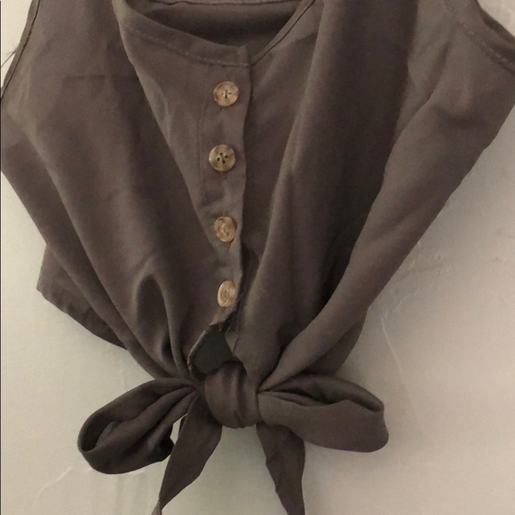 Olive Crop Top - Picture 4 of 5